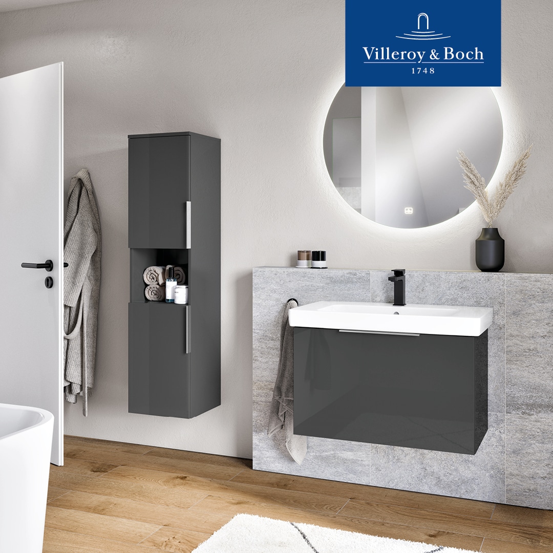 Modernes Badezimmer mit Spiegel und Waschbecken