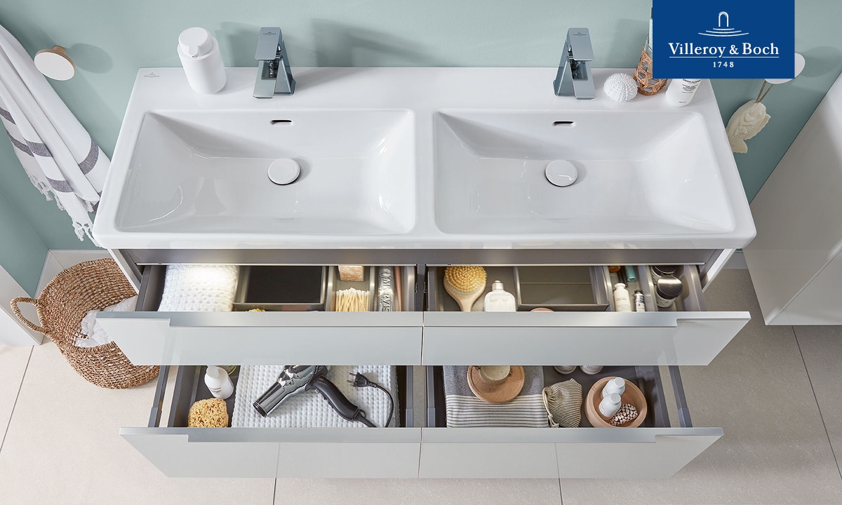 Moderner Badezimmerwaschtisch mit Schubladen von Villeroy & Boch.